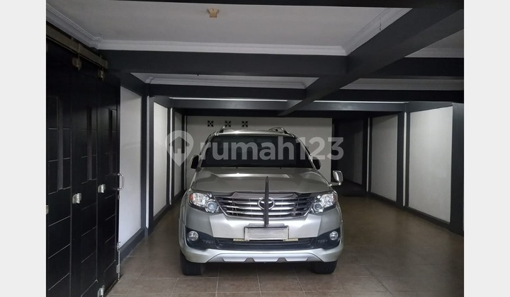 Cimanggis Furnished House Ready to Live Flood-Free Near UI UJ Mall 2