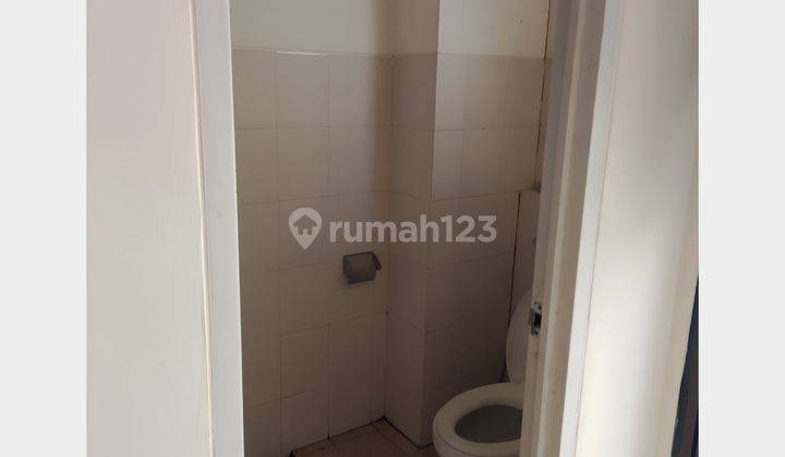 kamar mandi 8 unit apartemen kemang view