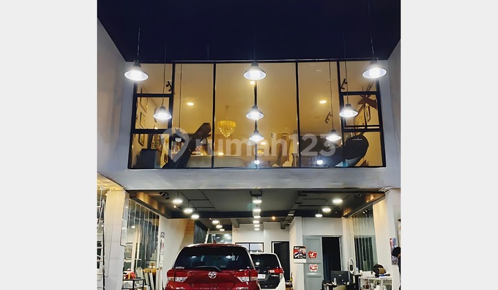 Ruko Bagus Pasar Rebo 3 Lantai Siap Pakai Free AC dan Lift Barang Ruko Bagus Pasar Rebo 3 Lantai Siap Pakai Free AC dan Lift Barang