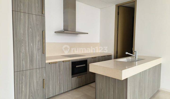 Apartemen Verde Two Mewah Baru Semi Furnished 2+1 Br Strategis 2