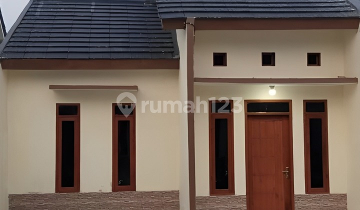 New Cluster House Ready to Occupancy Free Fees Near Harapan Indah 1