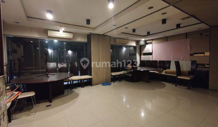 Tempat Usaha Atau Ruang Usaha Strategis di Mainroad Braga Bandung 2