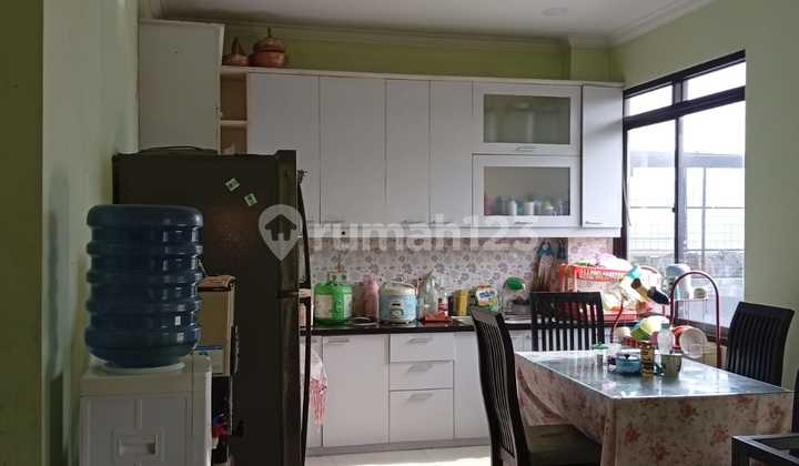 Jual Rumah di Cimahi Selatan Dengan R Kantor, Balkon, dan Toko 2