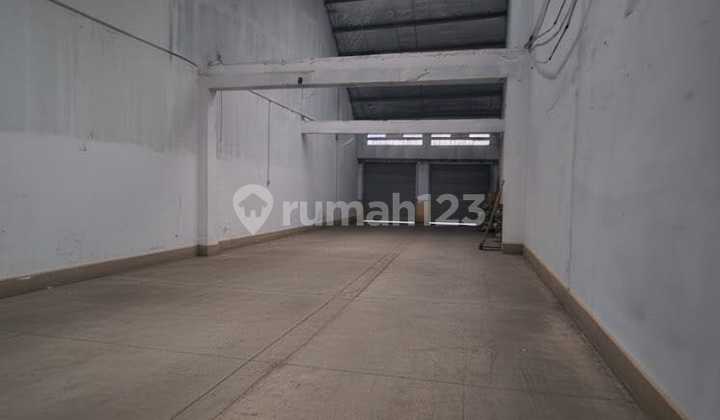 Jual Ruko Cocok Untuk Toko Mas / Showroom di Otista Bandung