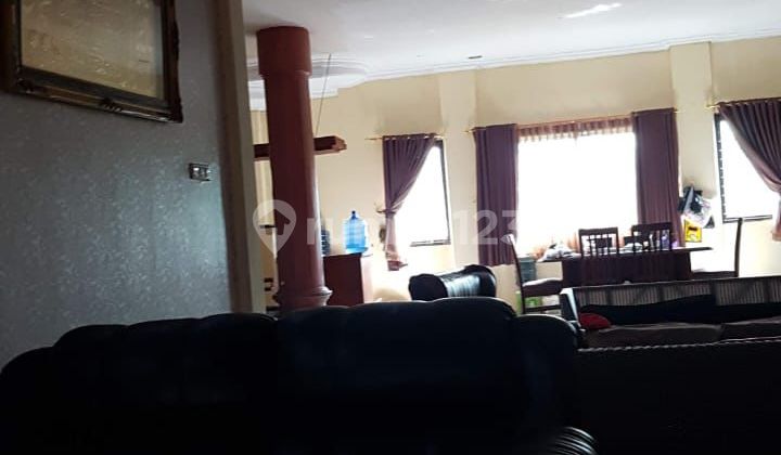 Comfortable Shop House for Sale in Rancaekek Bandung 2