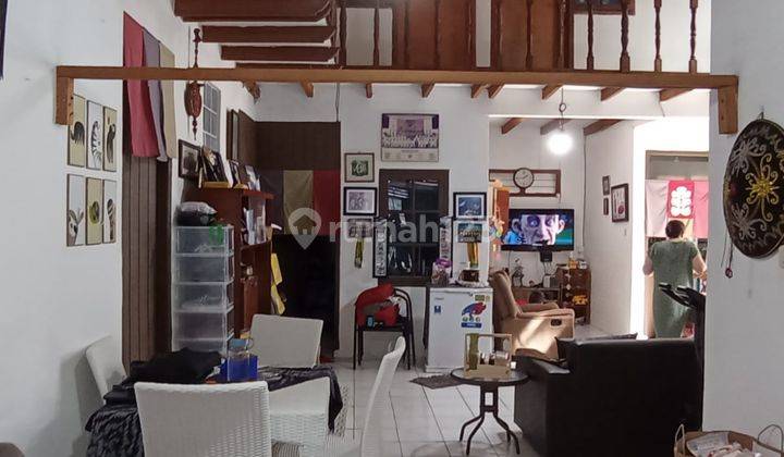 Rumah Lokasi Strategis di Sarijadi Bandung 1