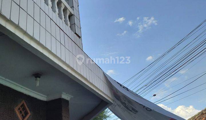 Rumah Dengan Carport Luas di Sayap Sudirman Dan Gardujati Bandung 2