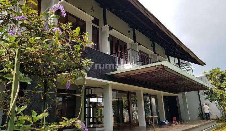 Rumah Villa Nyaman, Bagus Dan Terawat di Dago Resort Bandung 1