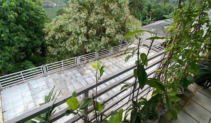 Villa Luas Dengan 17 Kamar Tidur di Ujung Berung Bandung 2