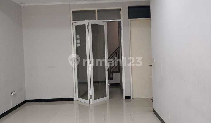 Jual Rumah Nyaman di Taman Kopo Indah Tki 2 Bandung