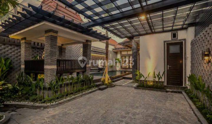 Villa with Swimming Pool in Kerobokan Taman Sari Bali 2