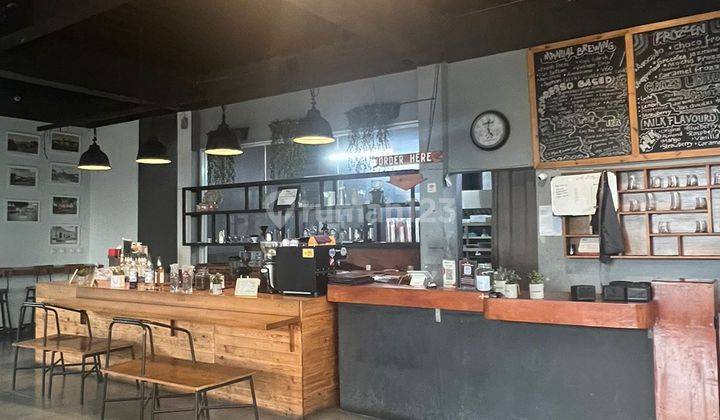 Tempat Usaha Cafe di Kolonel Masturi Lembang Bandung 1