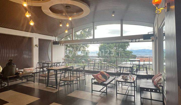 Tempat Usaha Cafe di Kolonel Masturi Lembang Bandung 2