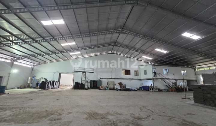 Gudang / Pabrik dan Kantor Dijual di Cibaligo Cimahi