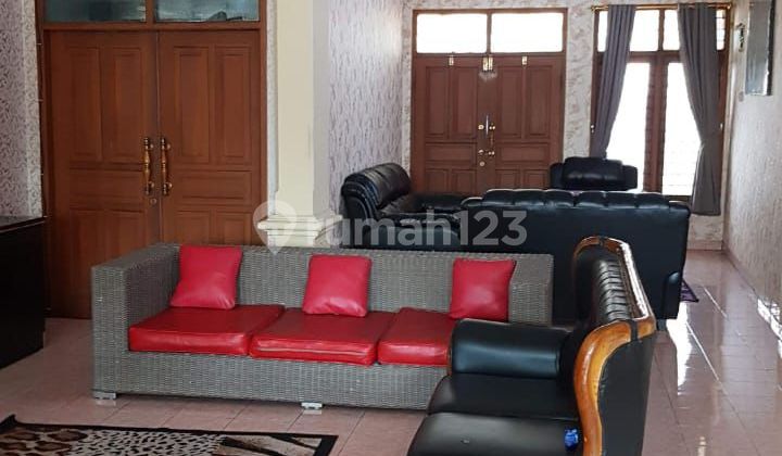 Comfortable Shop House for Sale in Rancaekek Bandung