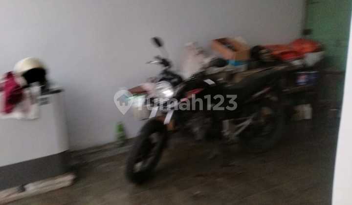 For Sale Comfortable House on Mainroad Rajawali Bandung 2