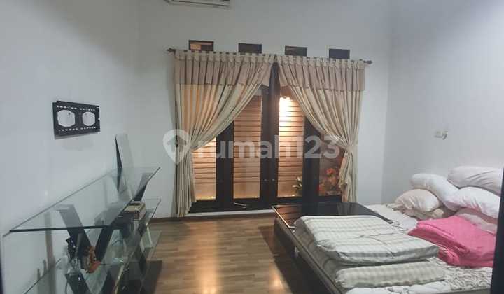 Comfortable House for Sale in Singgasana Pradana Bandung 2