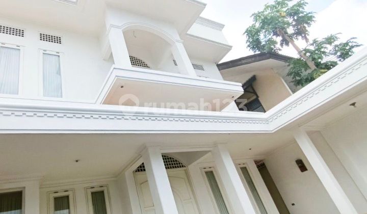 Jual Rumah Nyaman di Lingkungan Asri Dago Bandung