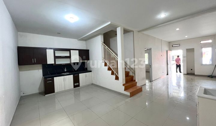 For Sale and Rent: KBP Houses Near IKEA in Jingganagara, Kota Baru Parahyangan, Padalarang, Bandung.