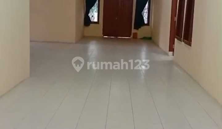 Sewa Tempat Usaha 1,5 Lantai di Arcamanik Bandung