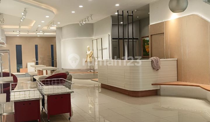 Ruko Bagus 3 Lantai Disewakan di Mainroad Buah Batu Bandung