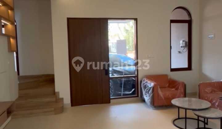 3 Unit Rumah Dijual di Sayap pajajaran Bandung (Bisa Furnished) 3 Unit Rumah Dijual di Sayap pajajaran Bandung (Bisa Furnished)