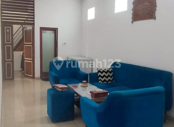 Sewa Rumah Nyaman Terawat di Cisaranten Bandung