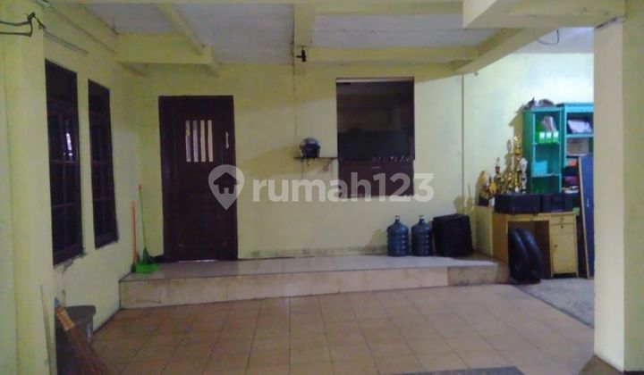 Comfortable House for Sale in Kolonel Maturi Bandung Comfortable House for Sale in Kolonel Maturi Bandung