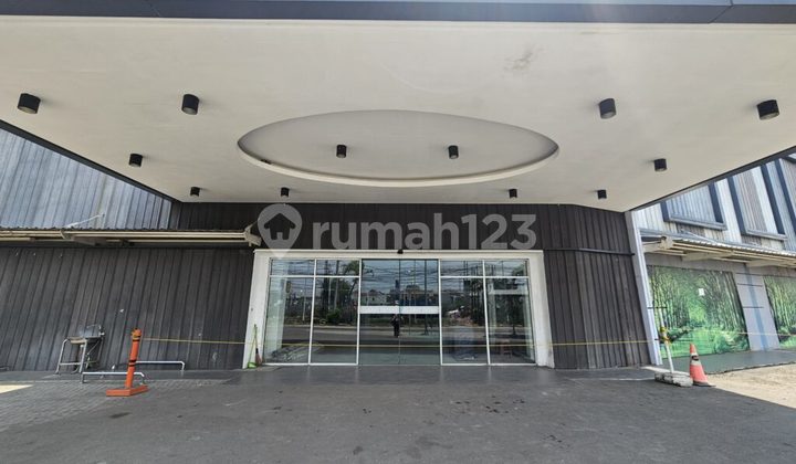 Ready-to-Use Plaza in North Bekasi