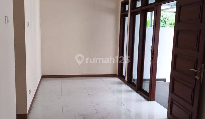 Setraduta Minimalis Modern Dijual Cepat 1