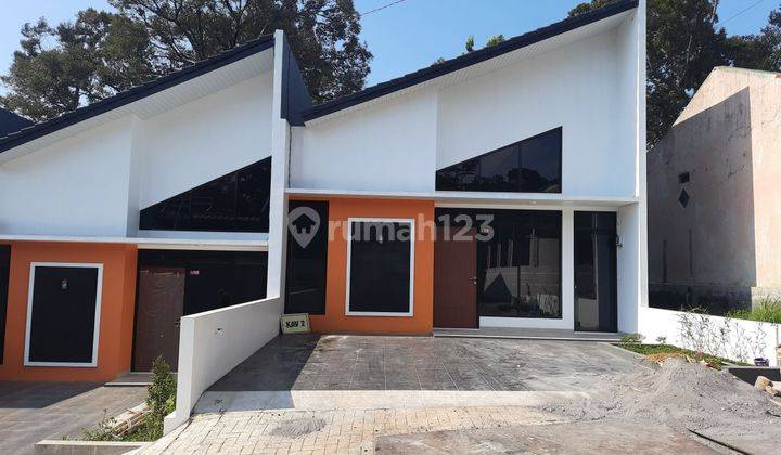 Rumah baru siaphuni Minimalis Modern di Banyumanik 1