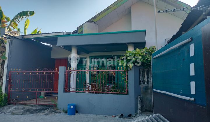 Ready to own house in Bumirejo, Kebumen, situated 200 meters from the main road.