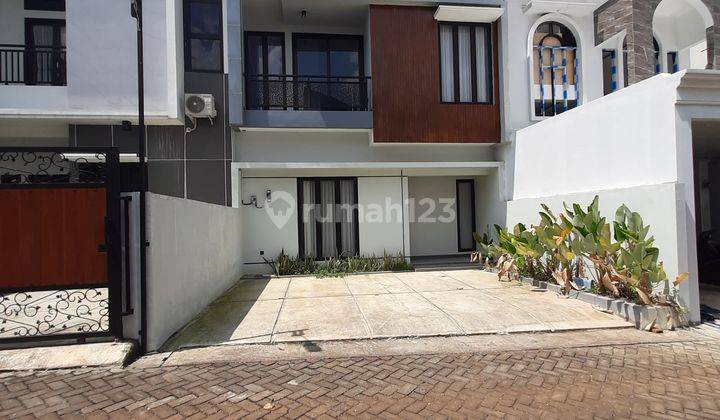 Rumah 2 Lantai.durian.banyumanik.dekat.tol 1