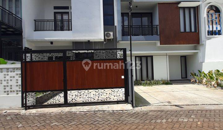 Rumah 2 Lantai.durian.banyumanik.dekat.tol 2
