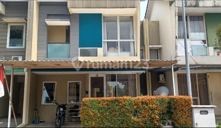 Minimalist House in Oleaster Cluster, Gedung Serpong Minimalist House in Oleaster Cluster, Gedung Serpong