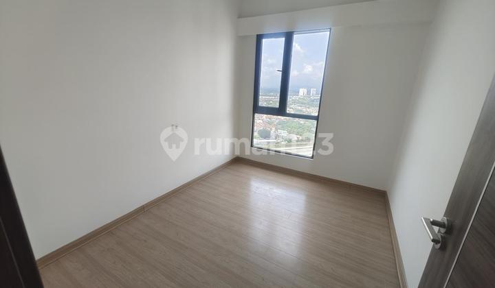 For Sale Nice Ready-to-Occupy 3BR Apartment in Sky House BSD Tangerang