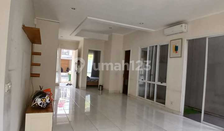 Disewakan Rumah Cantik Semi Furnished di Cluster Fresco Aria Bsd Foresta 2
