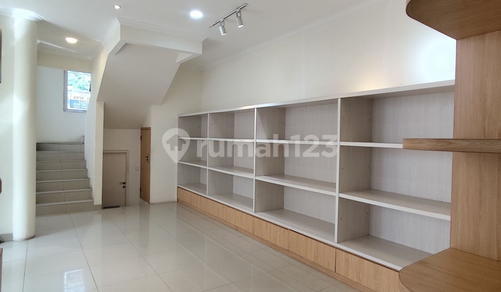 For Rent 2-Story Furnished House in Alicante Gading Serpong Cluster (Min. 2 Years)