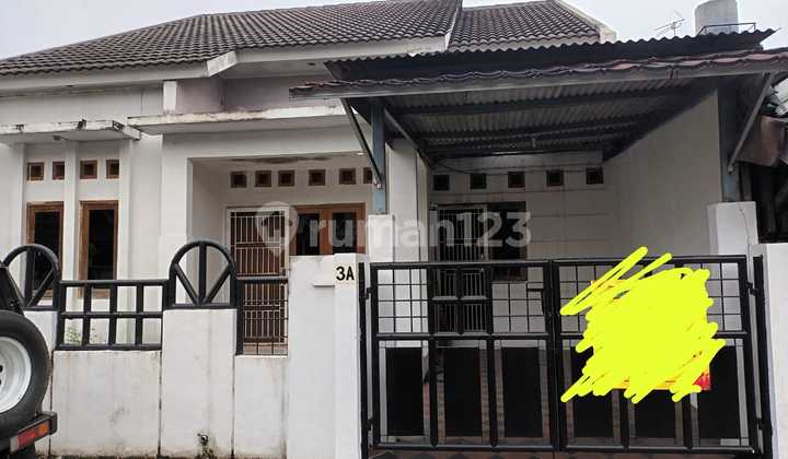 For Sale: Nice Ready-to-Live House in Villa Melati Mas Tangerang