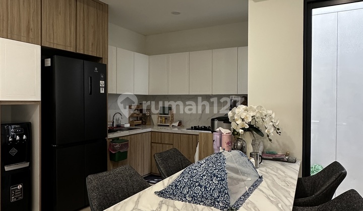 Disewakan Rumah Luas 7X12 Type Hoek Full Furnished di Tanakayu Vasya Bsd 2