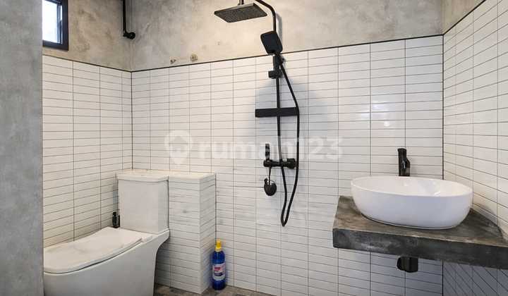 For Sale Modern Industrial Design Aesthetic House in BSD Nusaloka 2