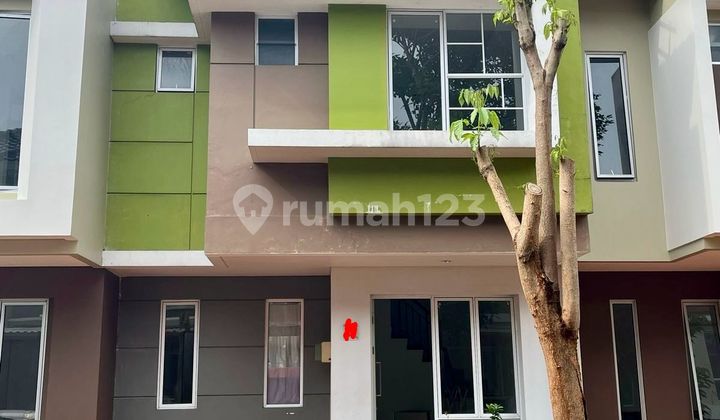 Disewakan Rumah Cluster Malibu Village (Hadap Selatan) Gading Serpong