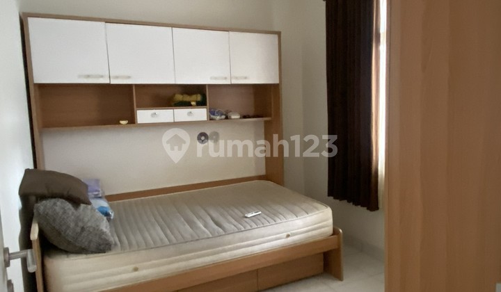 Disewakan Rumah Full Furnished Depan Taman di BSD Cosmo Icon 2