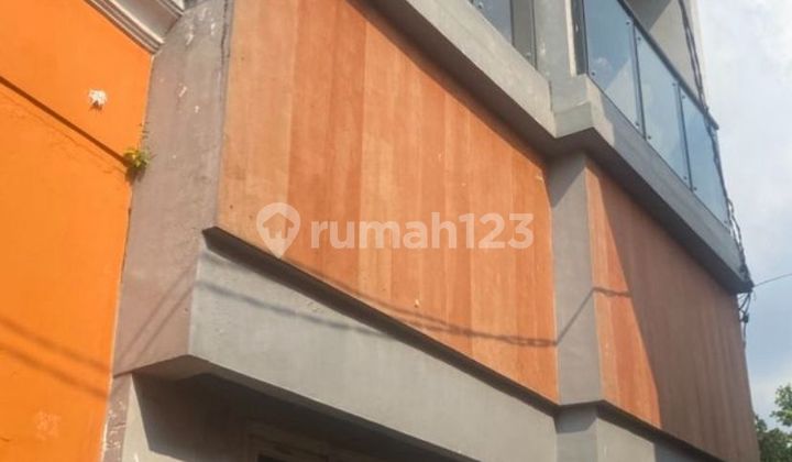 FOR RENT COMFORTABLE & STRATEGIC HOUSE - GRAHA RAYA BINTARO AREA FOR RENT COMFORTABLE & STRATEGIC HOUSE - GRAHA RAYA BINTARO AREA