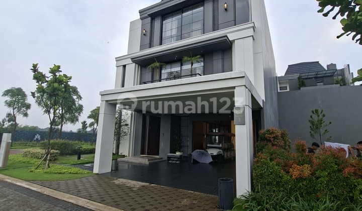 Rumah Design Classic Eropa di Bsd City Akses Cepat ke Pintu Tol