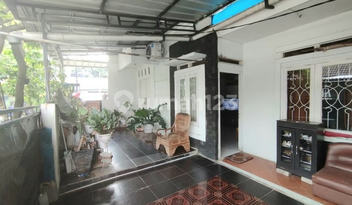 Rumah Hook Murah Dekat Pamulang Square Akses Cepat ke Unpam 1