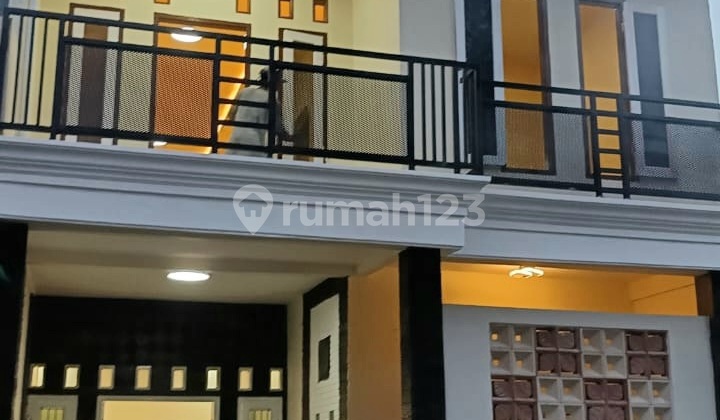 Wajib Cek!! Rumah Full Renov Dekat Bintaro & Bsd Akses Mudah !