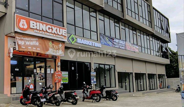 Ruko Siap Bisnis Bonus Space Parkir Design Modern Market Tinggi