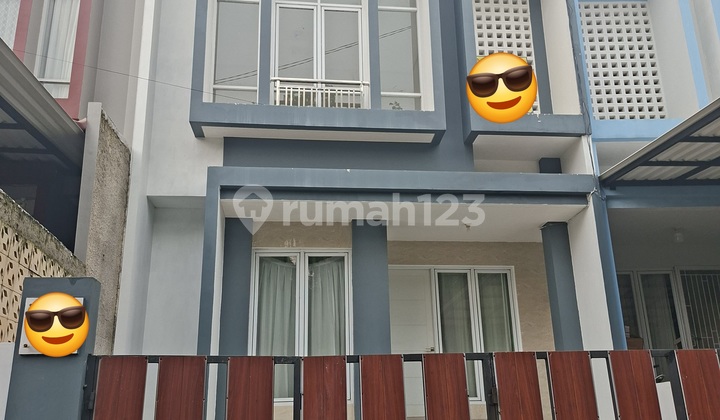 Ready-to-Occupy Growing House near BSD Complex Next to the Mayor's Office