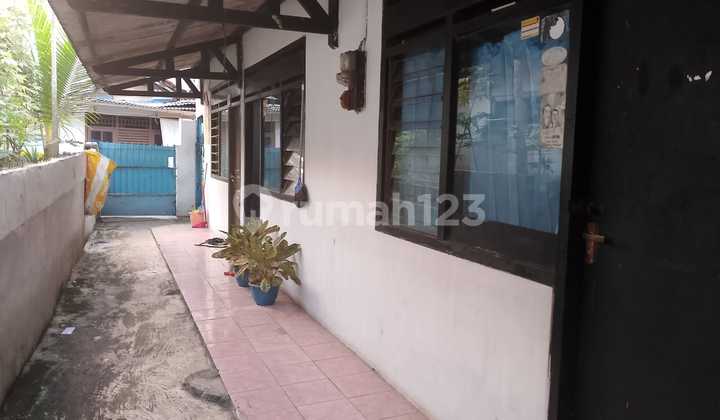 Paket Cuan! Rumah + 7 Kontrakan Dekat Uin & Mrt! Siap Panen Uang! 2